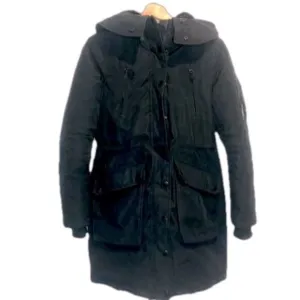 BCBG black XS mid length parka, front zip, quilted interior, faux fur hood