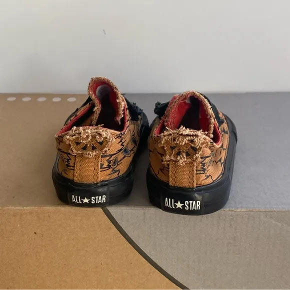 Converse Chuck Taylor Skull &amp; Crossbones Toddler Sneakers- SZ 5 C
