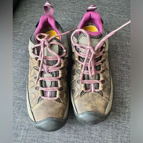 Keen Women's Targhee III Size 6,5