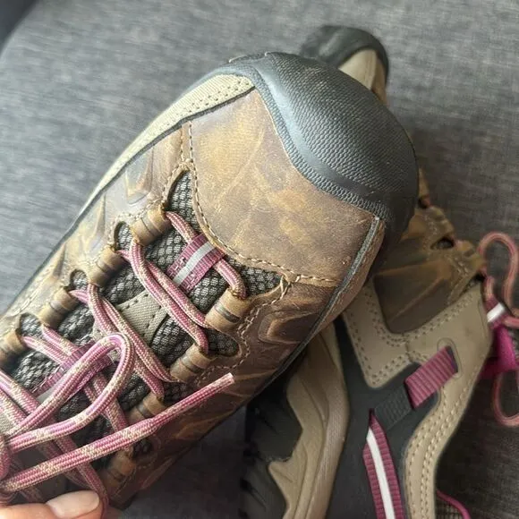 Keen Women's Targhee III Size 6,5