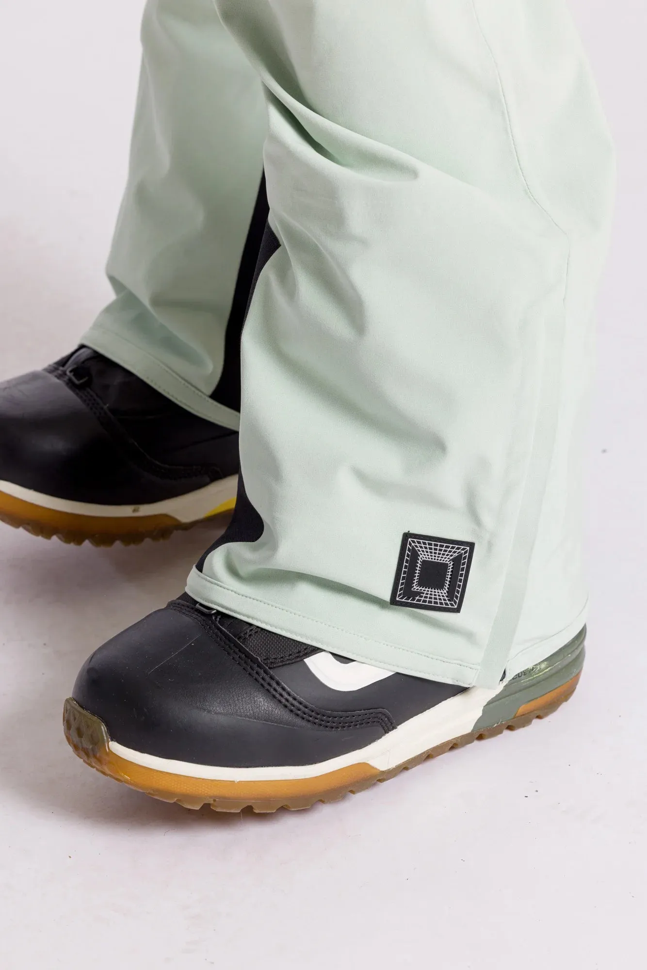 L1 Sao Womens Bib Pants Spray