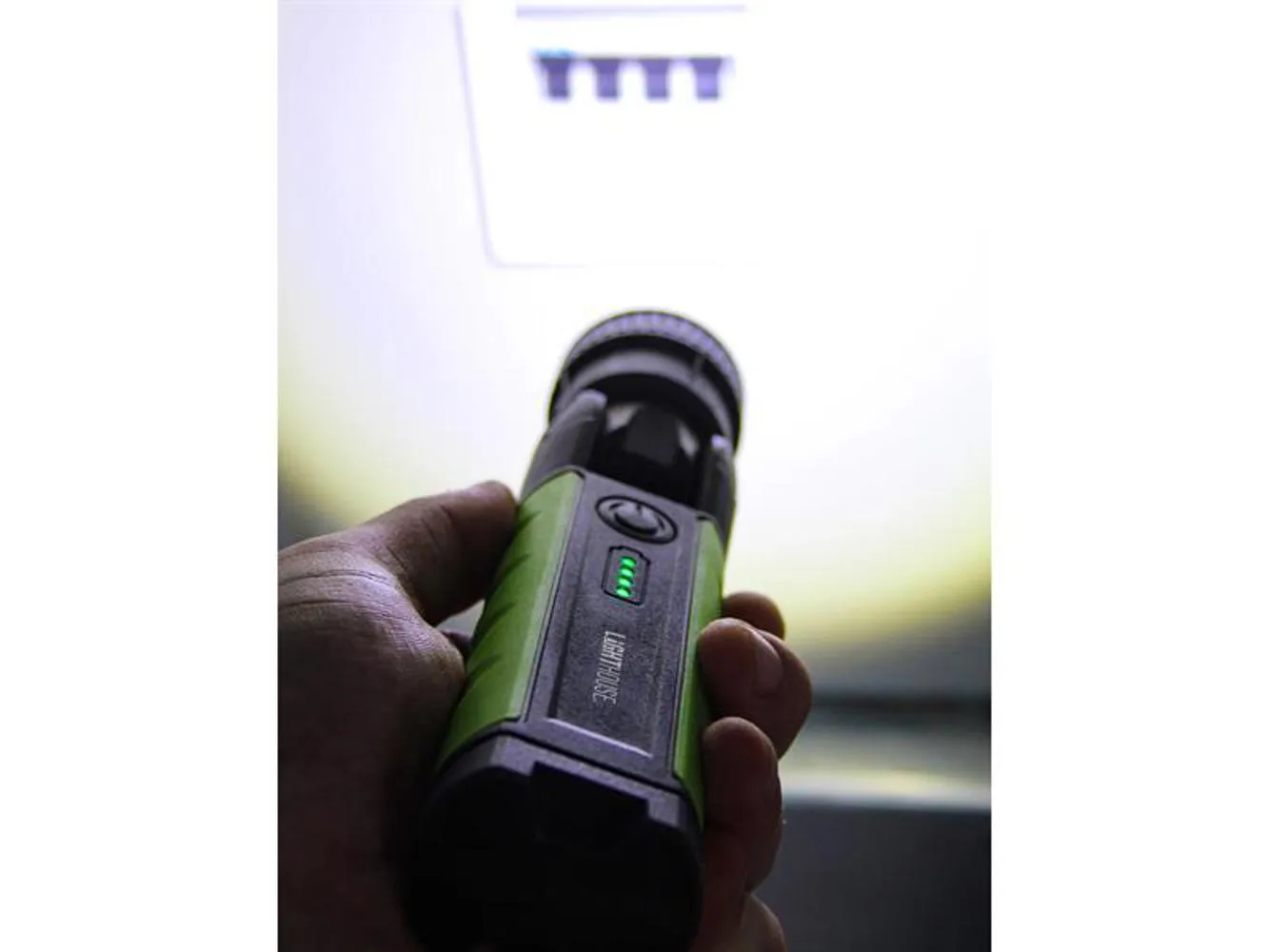Lighthouse T100zr Rechargable Zoom Lamp