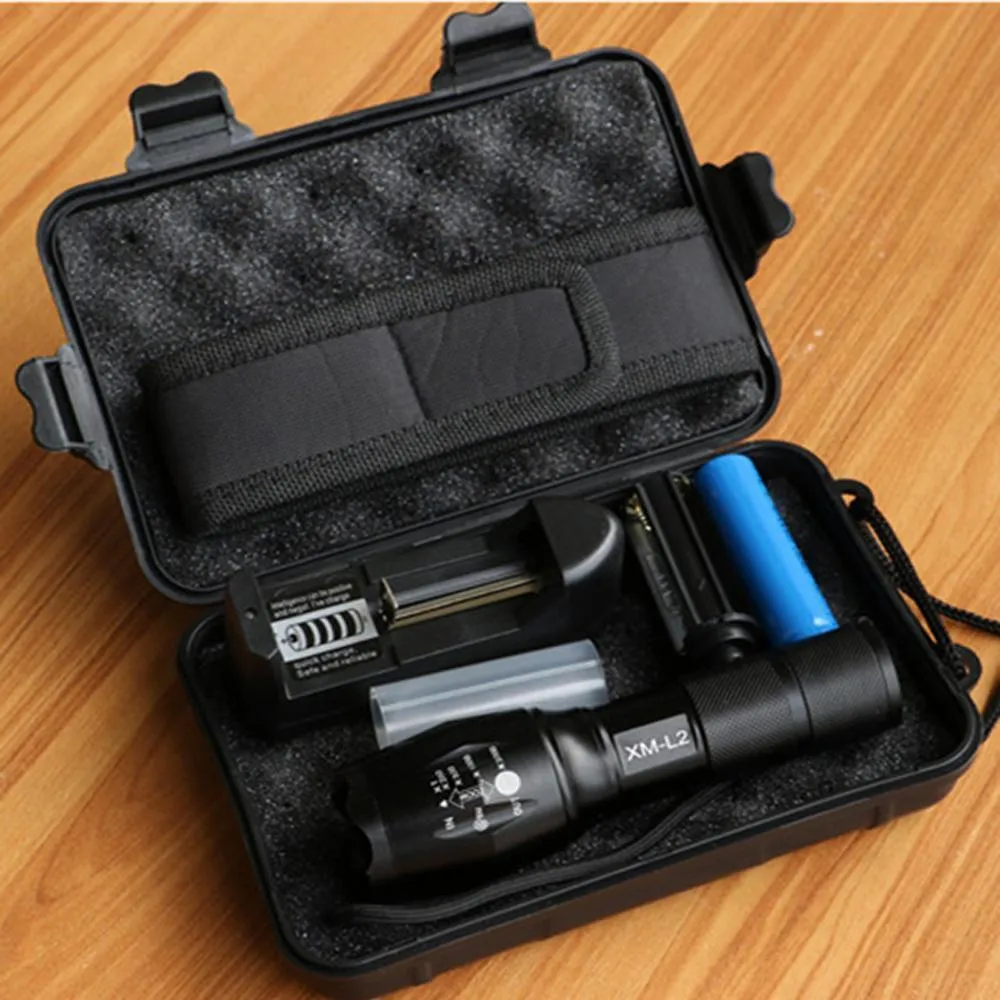 Military Grade 2000 Lumen LED Tactical Flashlight with 18650 Rechargeable Battery   Charger