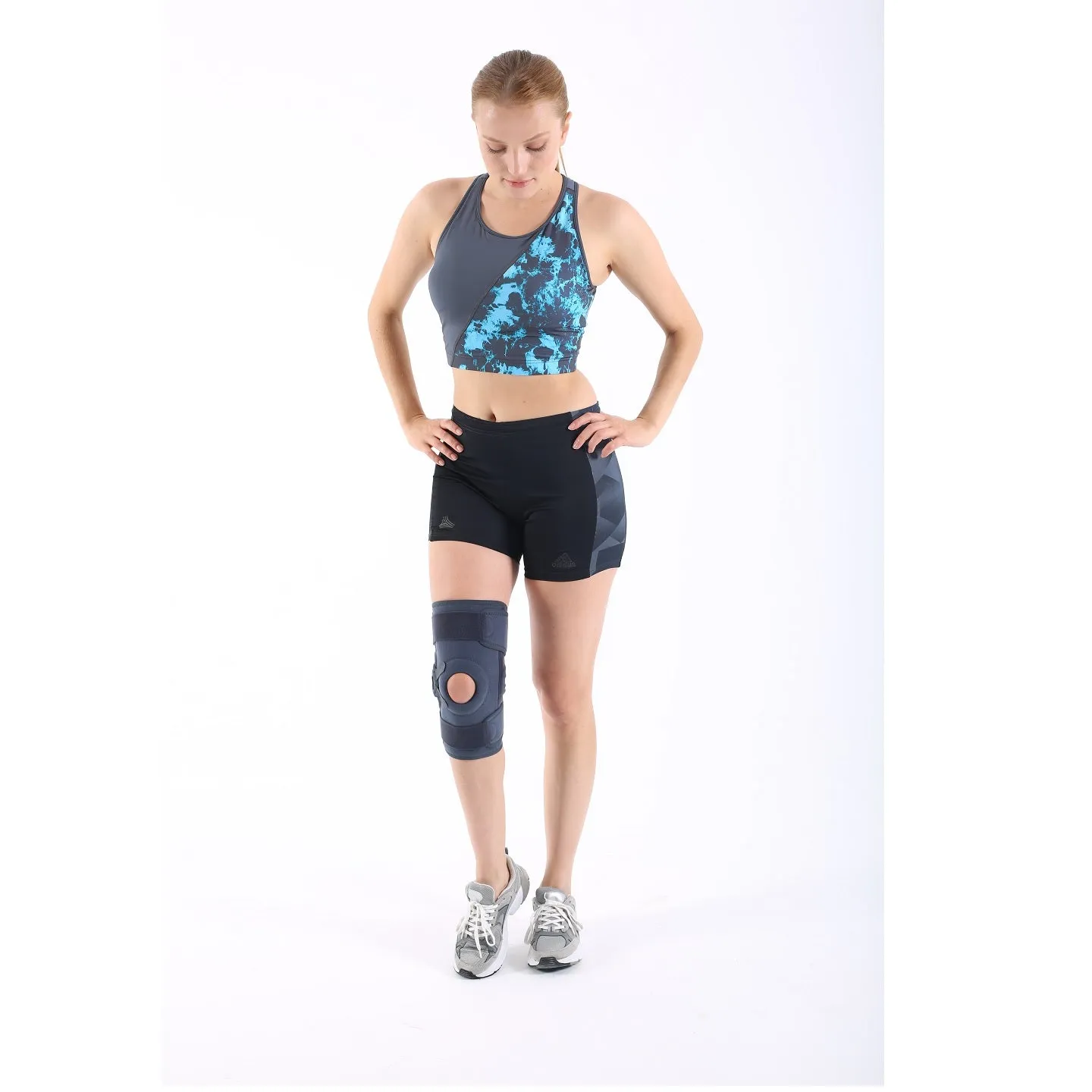 Neoprene Knee Brace - Steel  Hinged - One Size Fits All